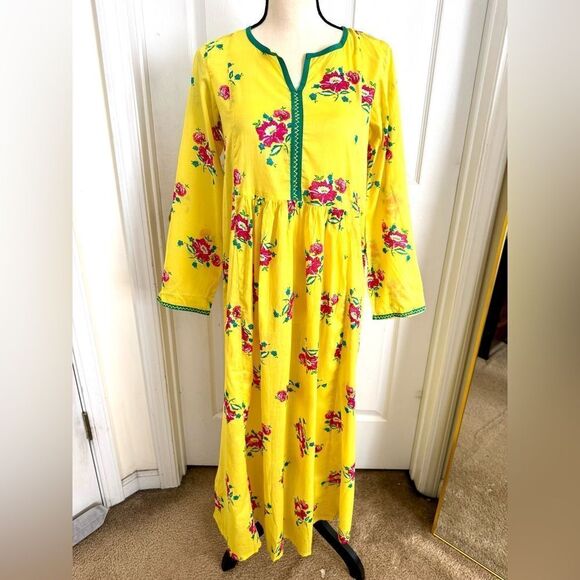 GENERATION PAKISTANI DESIGNER FLORAL DRESS - Picture 10 of 12